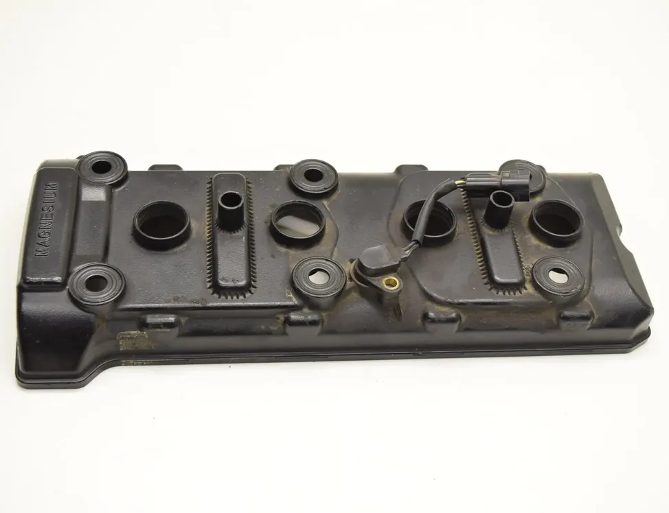 SUZUKI GSX-R Vārstu vāks 01h 29930495