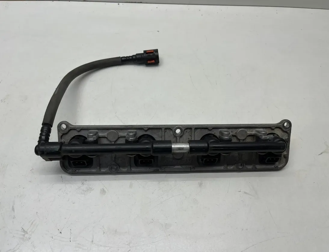 KAWASAKI NINJA Degvielas sprauslu komplekts 31217519