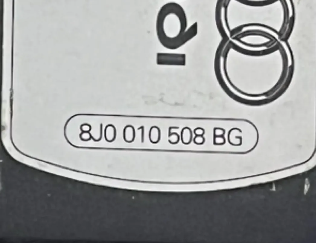 AUDI A3 8V (2012-2020) Замок крышки топливного бака 8V4809906 30140755