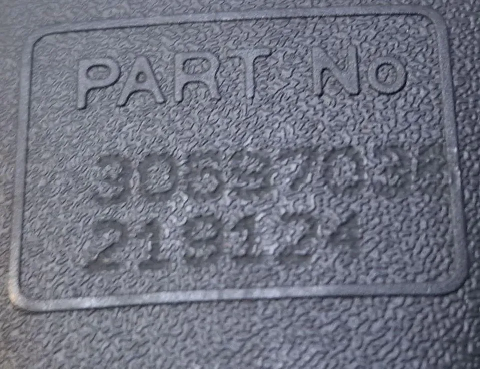 VOLVO XC70 2 generation (2000-2007) Aizmugurējā vidējā sēdekļa sprādze 30637036 33469373