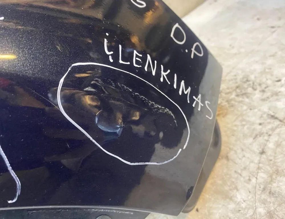 VOLKSWAGEN Touareg 2 generation (2010-2018) Крыло переднее правое 33495978