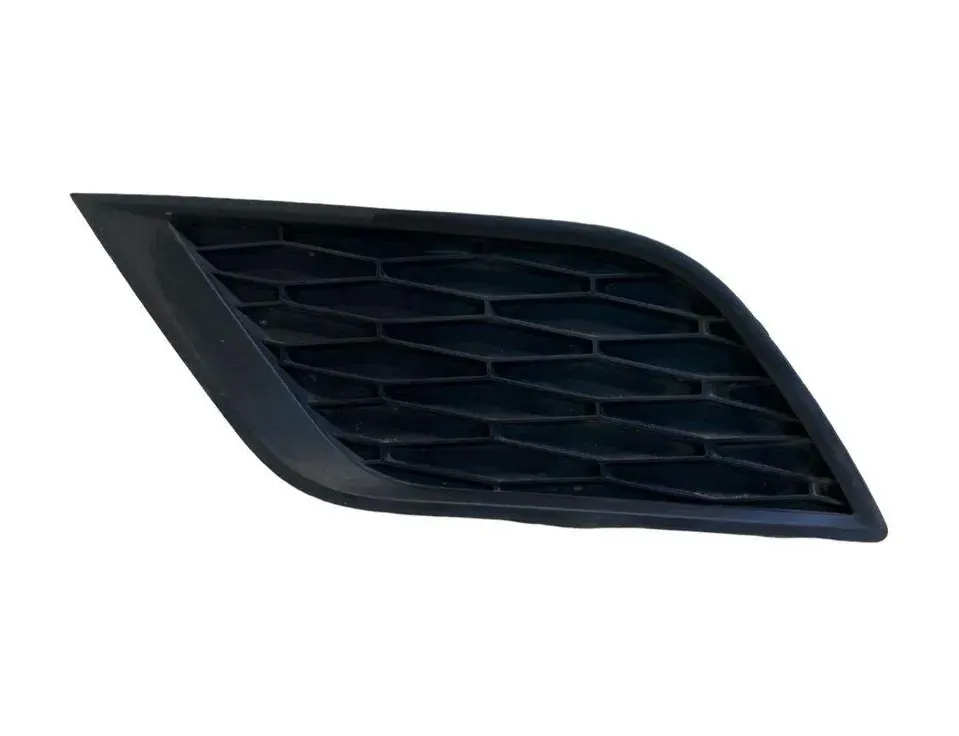 SEAT Ibiza 4 generation (2008-2017) Нижняя решетка переднего бампера 6J0853665E 33542871