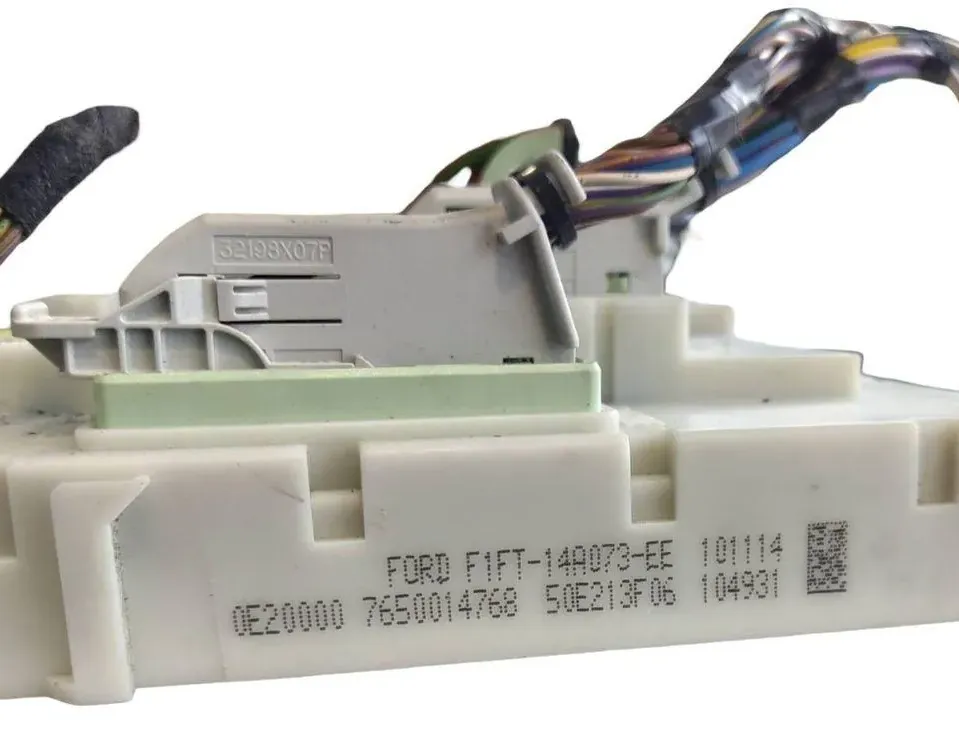 FORD Kuga 2 generation (2013-2020) Блок предохранителей F1FT14A073EE 34497615