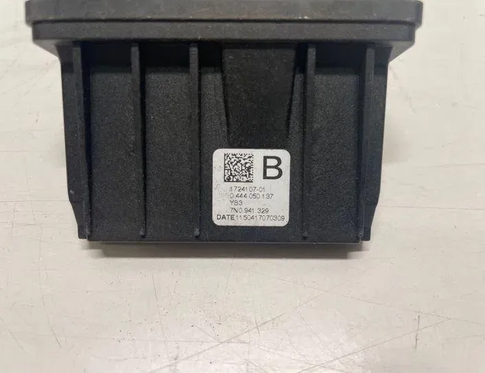 VOLKSWAGEN Tiguan 1 generation (2007-2017) Citau veidu vadības bloki 7N0941329 22159039