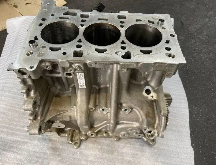 BMW 2 Series Grand Tourer F46 (2018-2023) Блок двигателя B38A15A 22182045