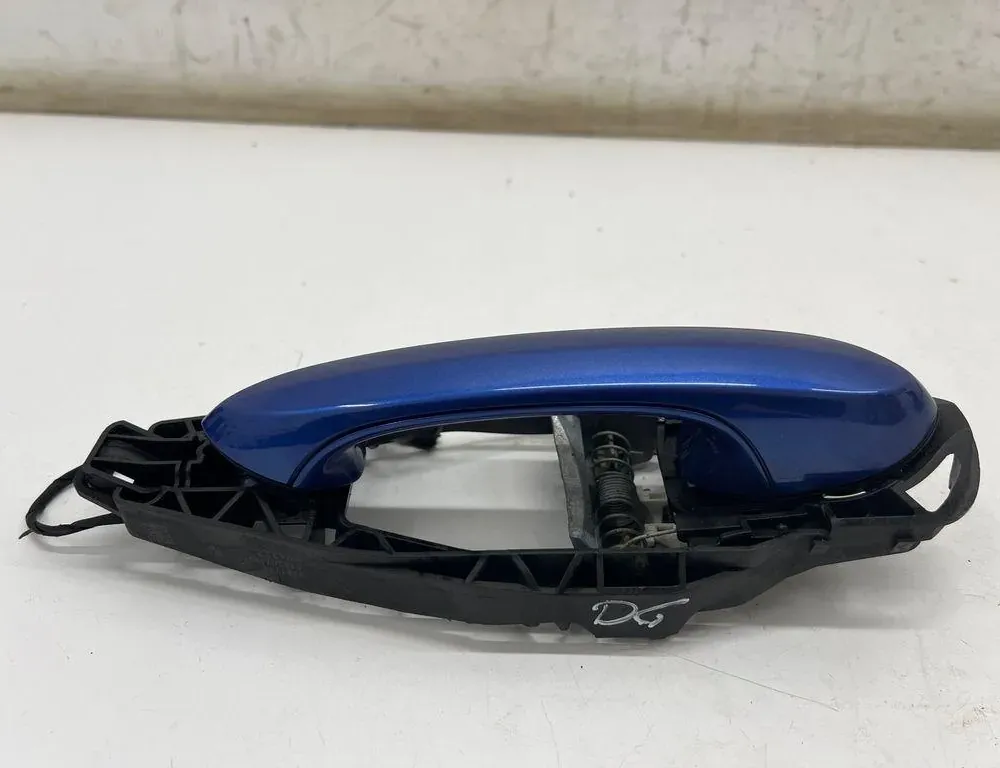 BMW 3 Series G20/G21/G28 (2018-2024) Aizmugurējo labo durvju ārējais rokturis 9881778 33347632