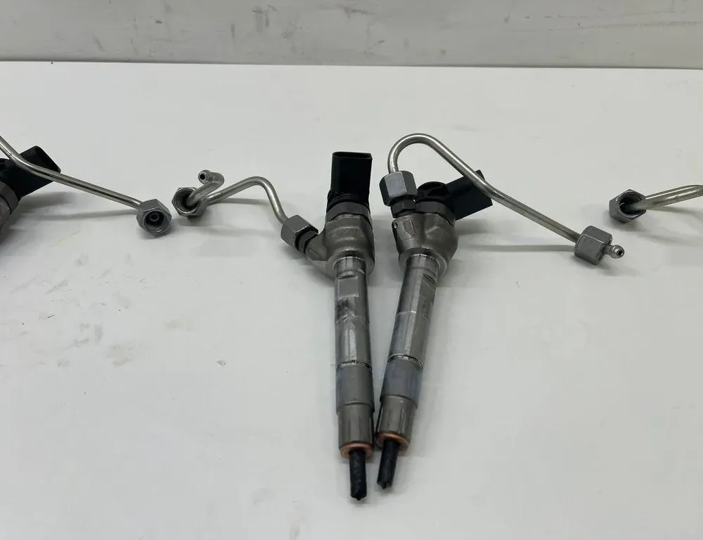 BMW X7 G07 (2018-2024) Fuel Injector Kit 8599216 33553953