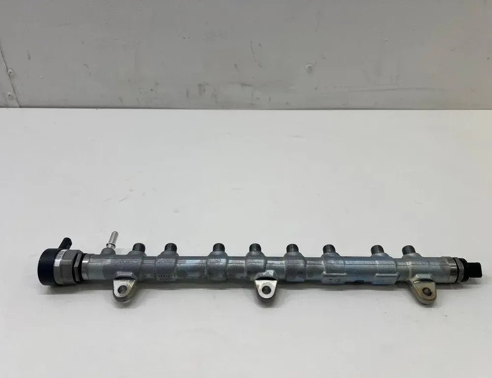 BMW X7 G07 (2018-2024) Fuel Injector Kit 8599216 33553953