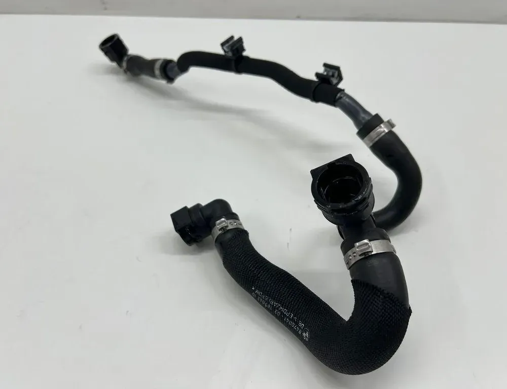 BMW X7 G07 (2018-2024) Coolant Hose Pipe 8470041 33553995