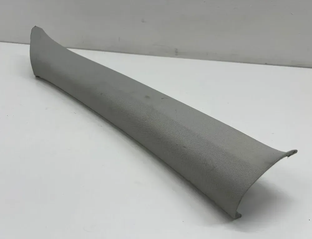 SKODA Superb 1 generation (2001-2008) Правая часть стойки 3V0867234 33554000