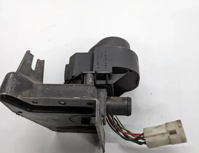 IVECO Stralis (2002-present) Interior Heater Control Valves 4460910010,42554172,0757834,81779206088,3578300584,0000006823,Ip0063 33613639