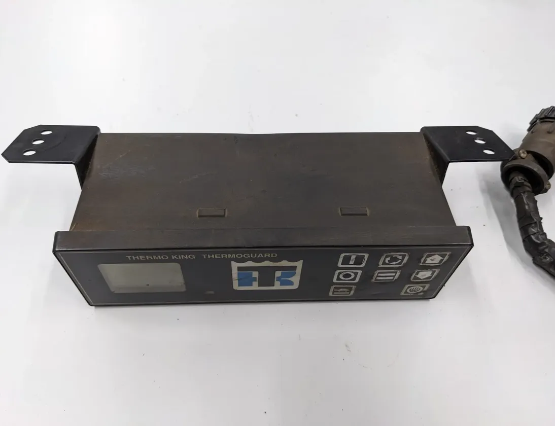 IVECO EuroCargo I-III (1991-2015) Citau veidu vadības bloki 5d52682g01,Thermoking,413305,41-3305,00292079947,Ip0094 33805426