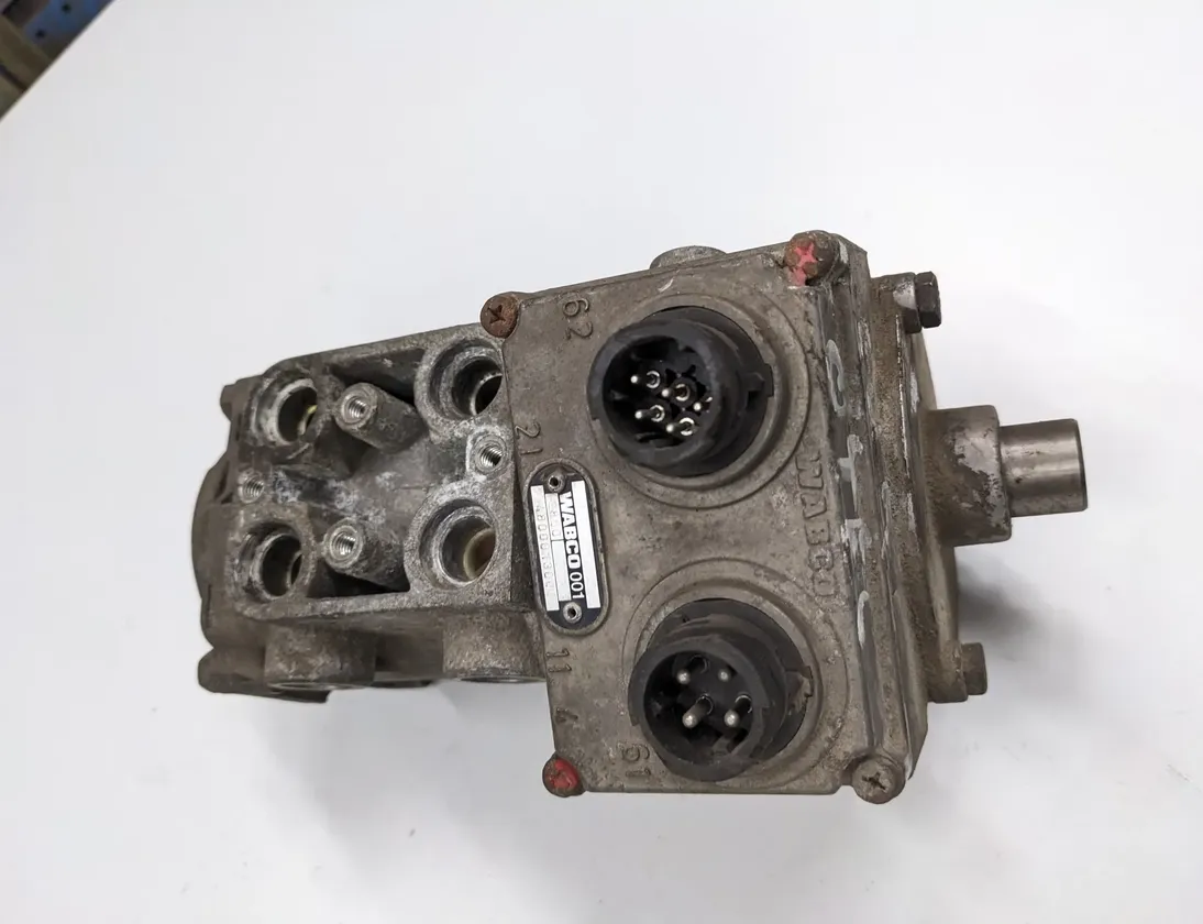 IVECO EuroTech MH (1998-present) Galvenais bremžu vārsts 4800013000,41032229,1518987,1935122,Ip1187 34150721