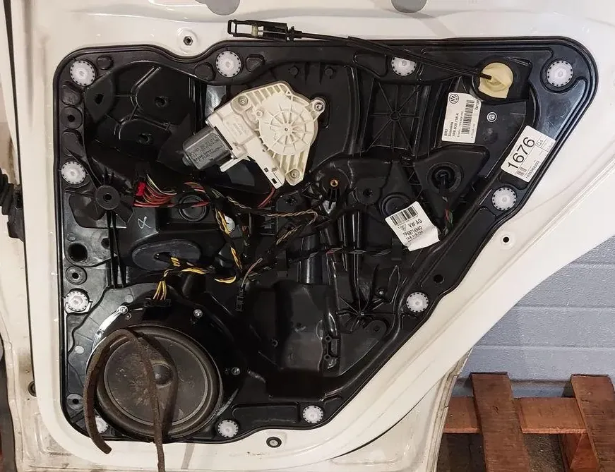 VOLKSWAGEN Touareg 2 generation (2010-2018) Rear Right Door 8K0959811A,7P6971694D 33213380