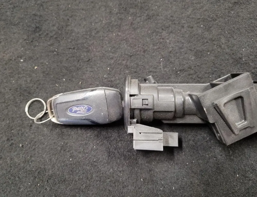 FORD Fusion 1 generation (2002-2012) Aizdedzes atslēga DG9C3F642,DS7T15K601 33216167