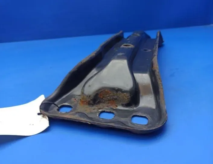 MERCEDES-BENZ E-Class W211/S211 (2002-2009) Кронштейн крепления коробки передач A2112421001 21198588