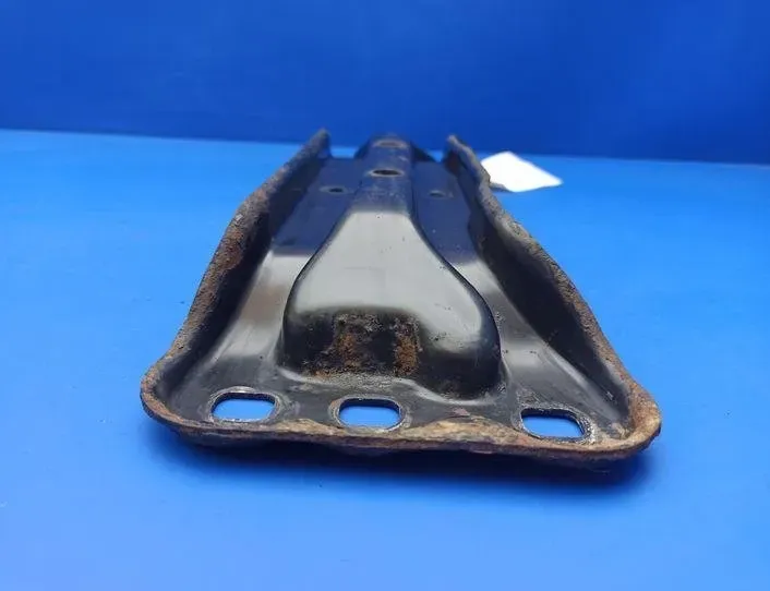 MERCEDES-BENZ E-Class W211/S211 (2002-2009) Кронштейн крепления коробки передач A2112421001 21198588