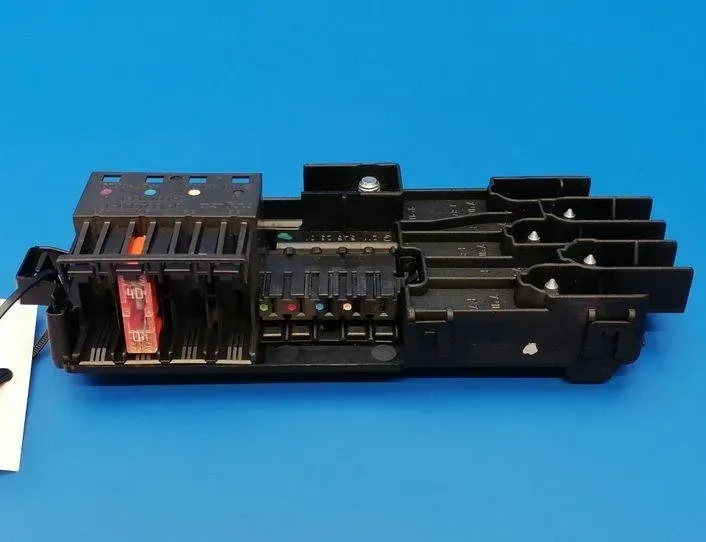 MERCEDES-BENZ E-Class W211/S211 (2002-2009) Drošinātāju kārba 013948411,2115452301 21213095