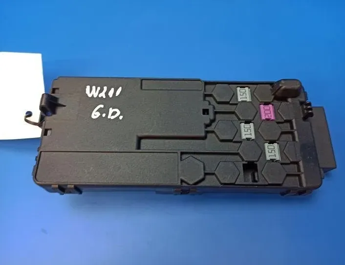 MERCEDES-BENZ E-Class W211/S211 (2002-2009) Jaudas sadales kaste 013948411,2115452301 21213661