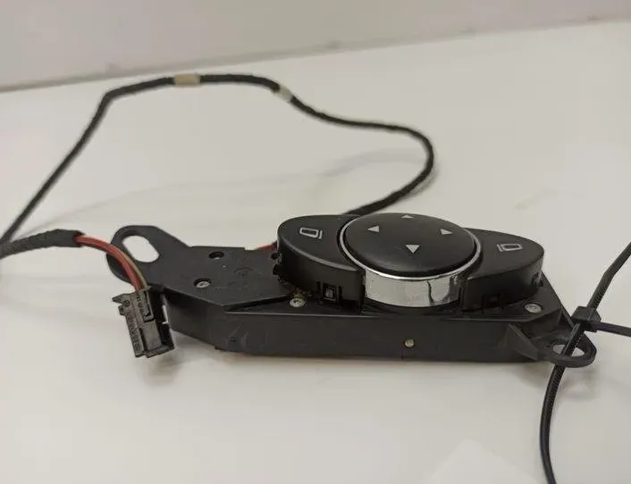 MERCEDES-BENZ E-Class W211/S211 (2002-2009) Spoguļa regulēšanas slēdzis 2118215779 21215757