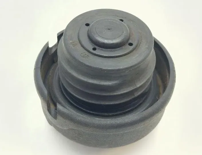 AUDI A8 D2/4D (1994-2002) Degvielas tvertnes vāciņš 1H0201553 21530413