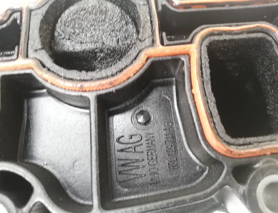 VOLKSWAGEN Tiguan 1 generation (2007-2017) Ieplūdes kolektors 03L129711AG 14513445