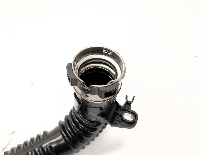 NISSAN X-Trail T32 (2013-2022) Starpdzesētāja / interkūlera truba 33360949