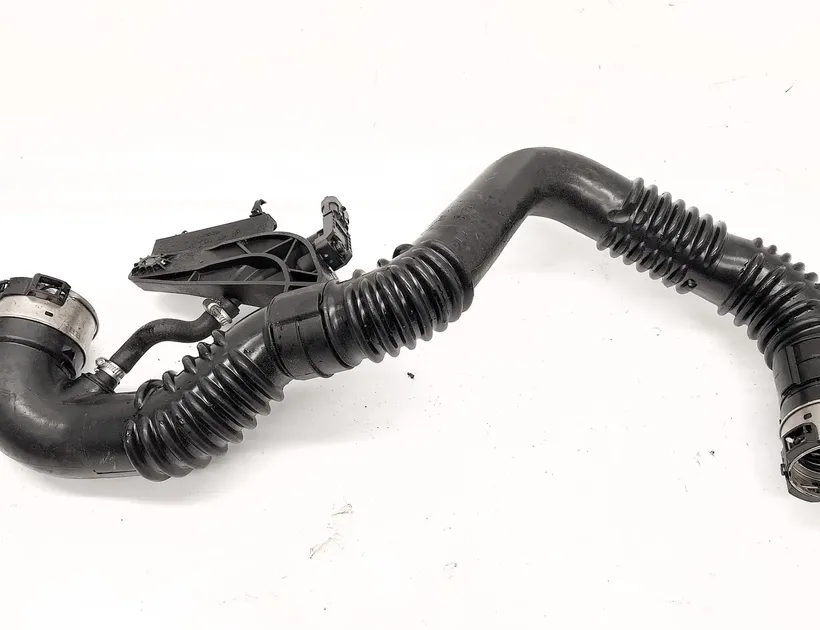 NISSAN X-Trail T32 (2013-2022) Starpdzesētāja / interkūlera truba 33360949