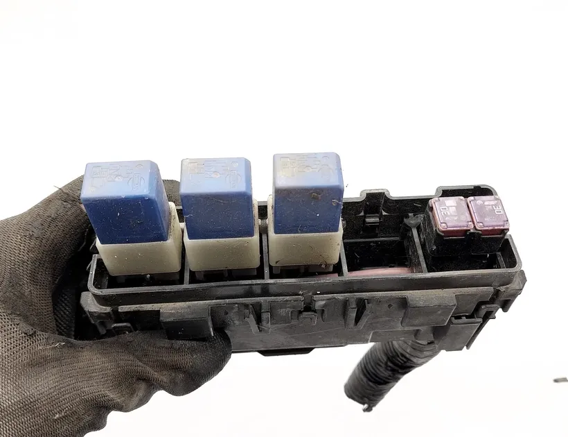 NISSAN X-Trail T32 (2013-2022) Drošinātāju kārba 33361231