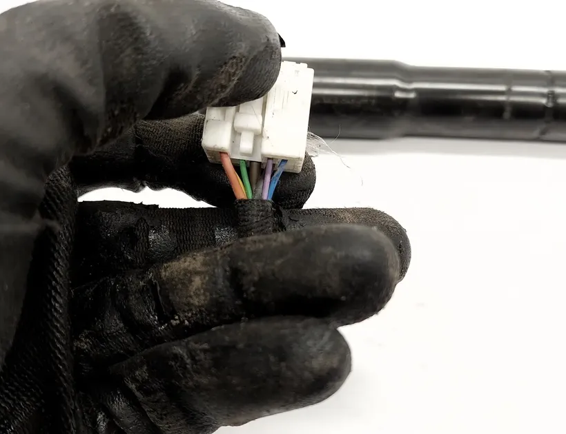 NISSAN X-Trail T32 (2013-2022) Aizmugurējā bagāžnieka amartizātors labajā pusē 905614CL1A 33361319