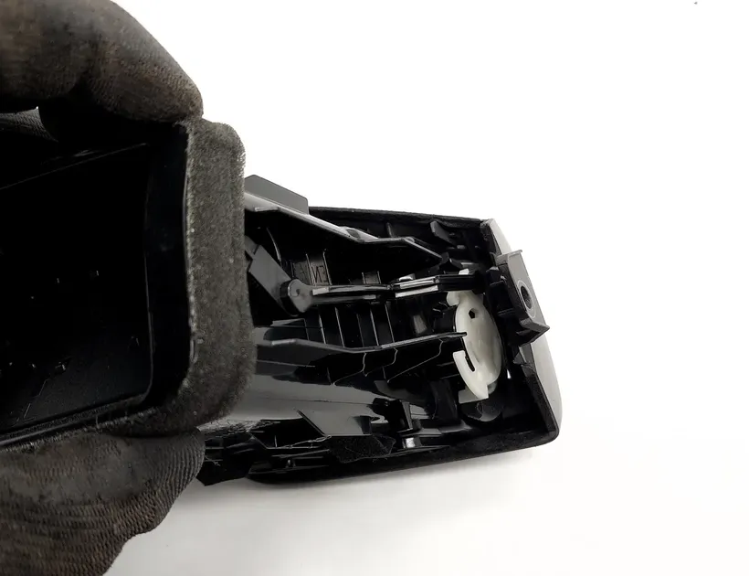 NISSAN X-Trail T32 (2013-2022) Instrumentu paneļa gaisa kanāli 687614BA0A 33361365