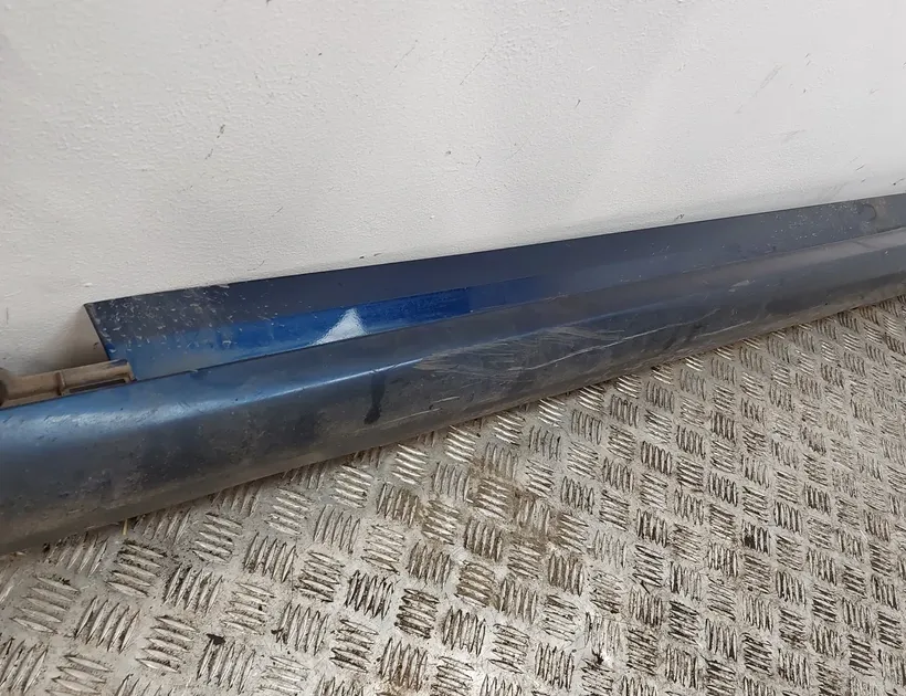 BMW X3 F25 (2010-2017) Наружный пластиковый порог левый 8050451 33585870