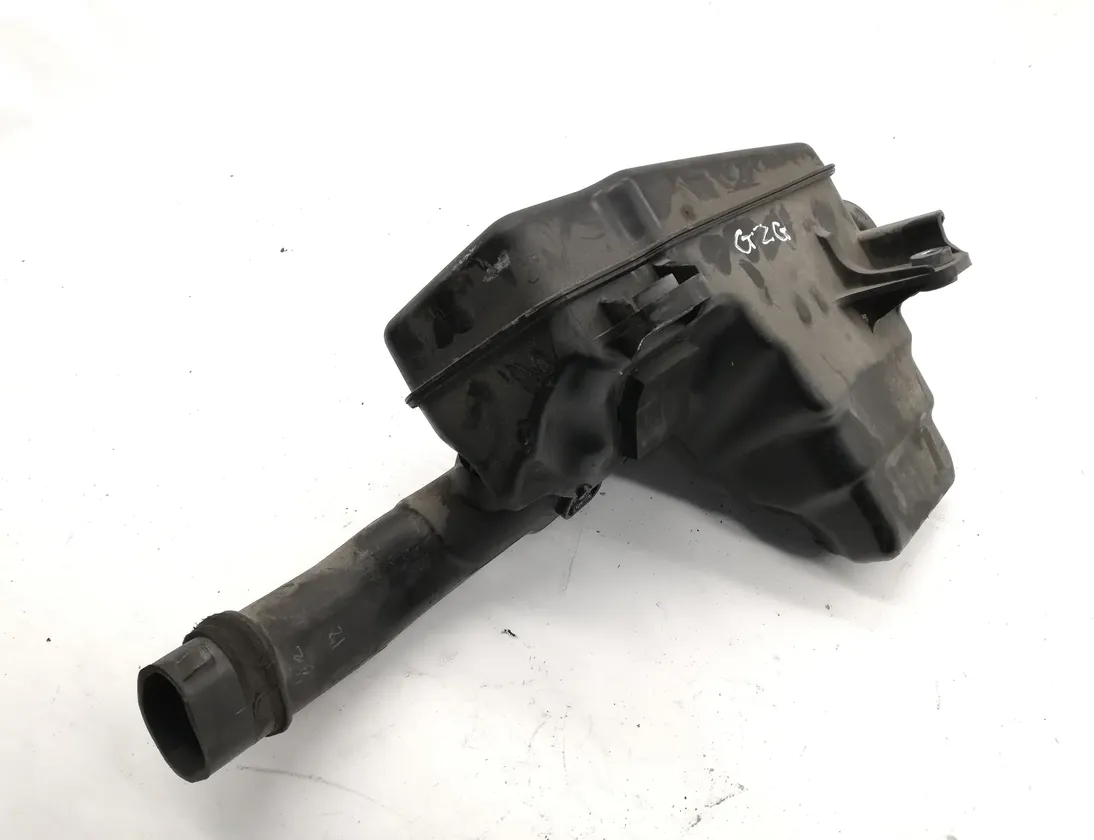 TOYOTA Prius 3 generation (XW30) (2009-2015) Воздухозаборная труба 17893-37040 33597912