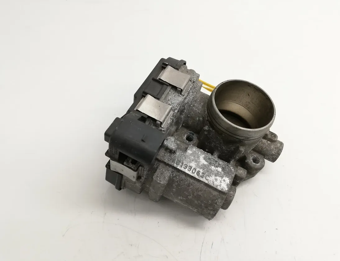 SKODA Fabia 3 generation (2014-2021) Droseļvārsts 04C133062C 4099144