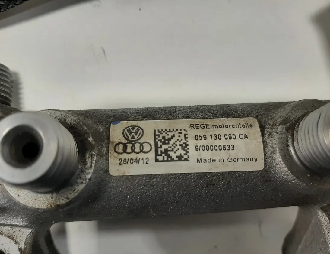 AUDI A5 8T (2007-2016) Fuel system 059130755BF,059130277CC,059130090CA,059130089BS 34067821