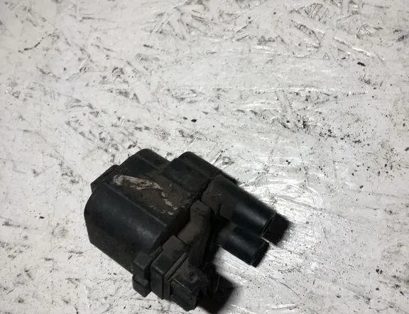 RENAULT Megane 1 generation (1995-2003) Augstsprieguma aizdedzes vads (svečvads) 2526114A 32115363