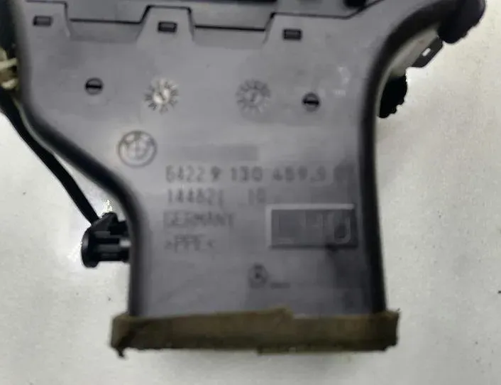 BMW 3 Series E90/E91/E92/E93 (2004-2013) Dashboard Air Vents 9130459 25732489