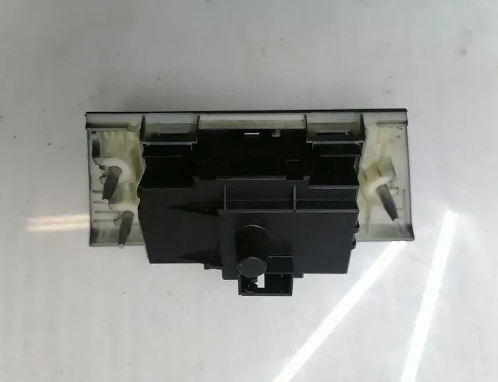 BMW 3 Series E90/E91/E92/E93 (2004-2013) Lukturu vadības slēdzis 9130459 25732494