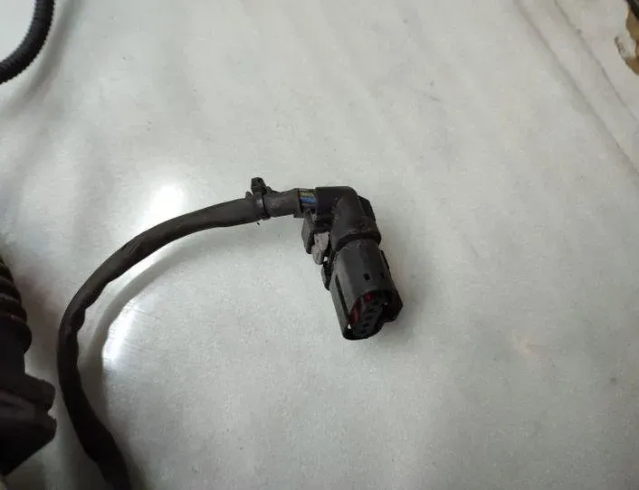 BMW 5 Series F10/F11 (2009-2017) Kabeļi / vadi 7805152,8513258,7802243 25732662