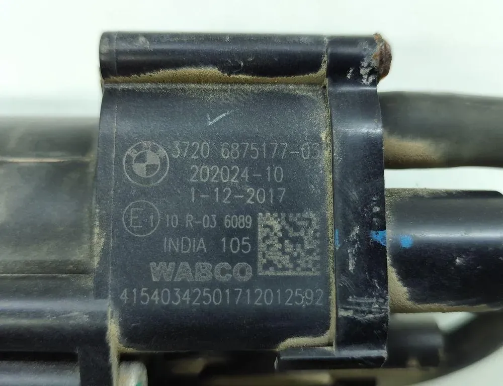 BMW 5 Series F10/F11 (2009-2017) Компрессор подвески 472255561 33400114