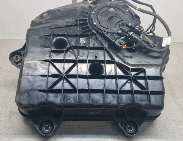 MERCEDES-BENZ GLE W166 (2015-2018) Adblue бак A0994712500 34255363