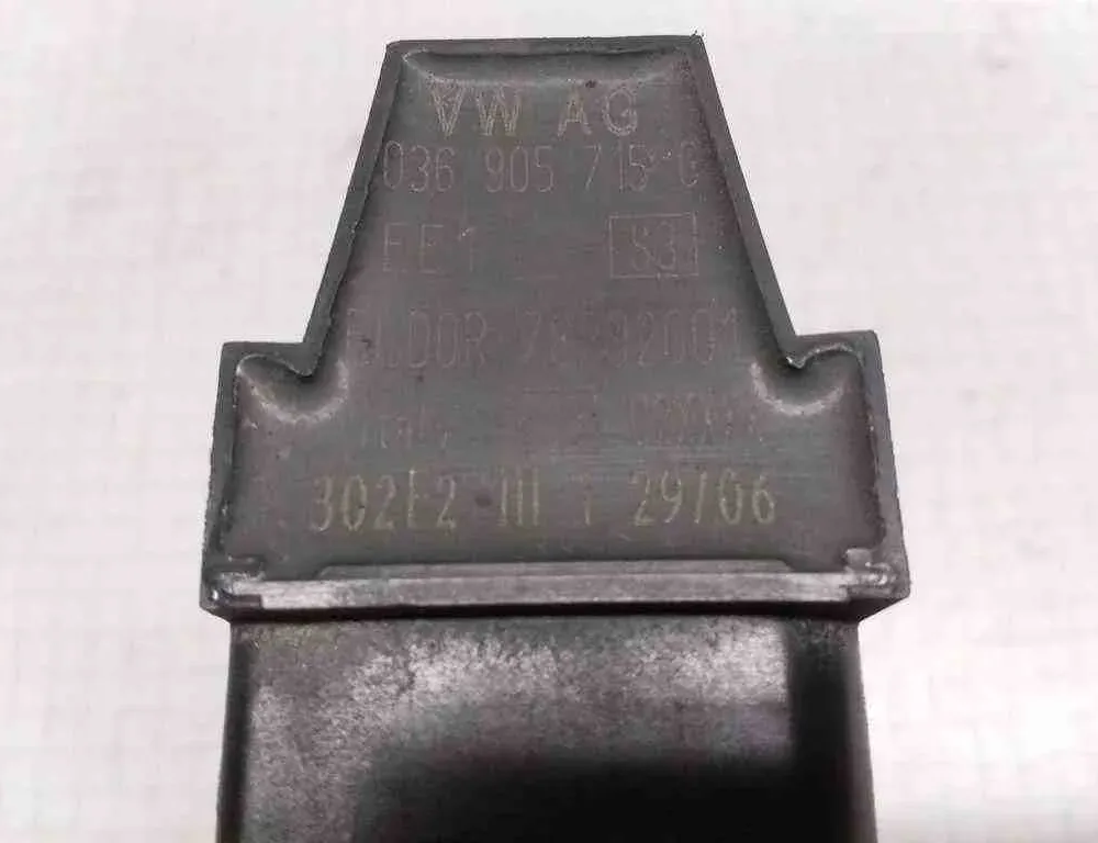 VOLKSWAGEN Golf 8 generation (2019-2023) Augstsprieguma aizdedzes vads (svečvads) 036905715G,302F2M,36905715F,06A905115B,06B905115J,58905105,36905715G,0036905100A,58905101,06A905115Q,036905100C,CL005,CL003,06B905115E,036905100,6A905115D,6B905115R,36905715A,06A905115C,443905105B,78292001 32503905