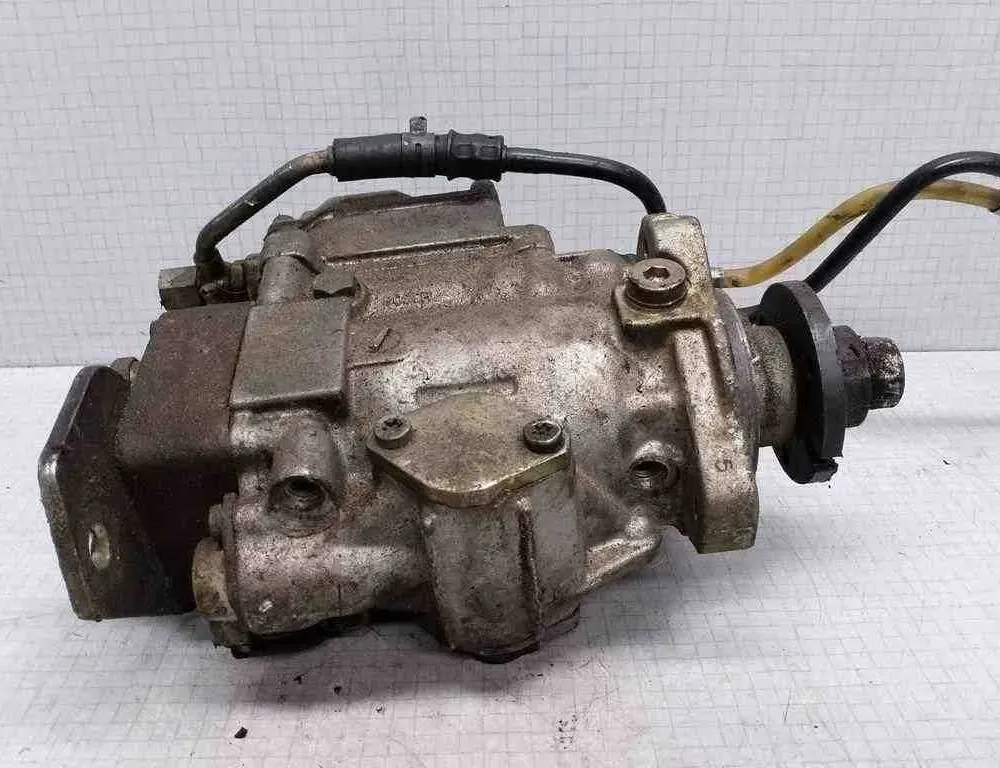 VOLKSWAGEN Golf 5 generation (2003-2009) Degvielas sūknis 2464463336 32504803