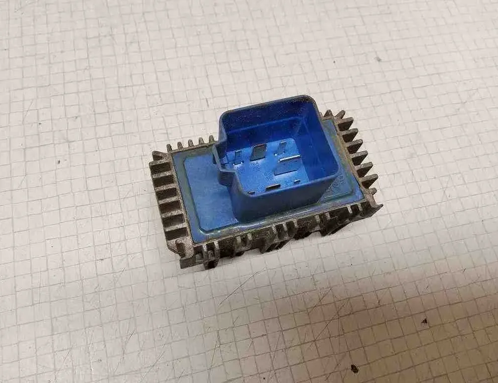 OPEL Vectra C (2002-2005) Aizdedzes sveces 55353011 32526259