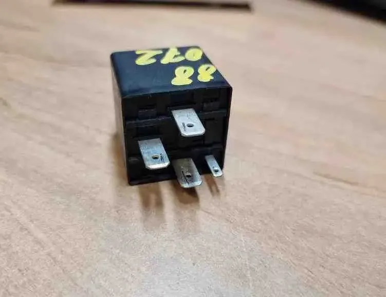 VOLKSWAGEN Golf 3 generation (1991-1998) Relejs 357906381A,109,24690000KTB 32535384