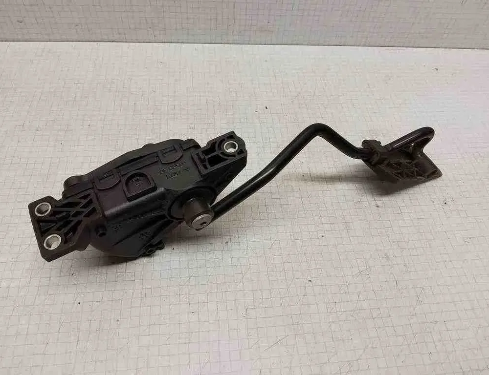 NISSAN Almera N16 (2000-2006) Akseleratora / gāzes pedālis 6PV00862001,18002AU410 32542444