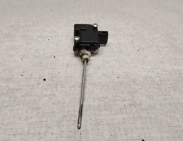 SKODA Octavia 2 generation (2004-2013) Degvielas tvertnes vāciņa bloķēšana 1Z0810773,1Z0810773A 32560045