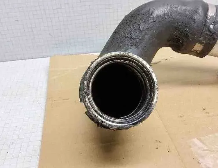 BMW X3 E83 (2003-2010) Starpdzesētāja / interkūlera truba 7789048,0824111003 32562423