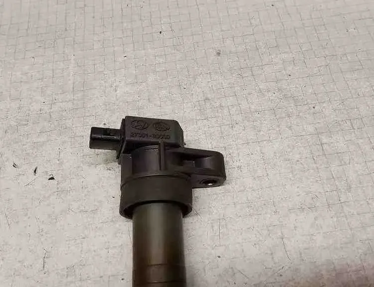 HYUNDAI Sonata 4 generation (1998-2012) Augstsprieguma aizdedzes vads (svečvads) 273013C000 32563339