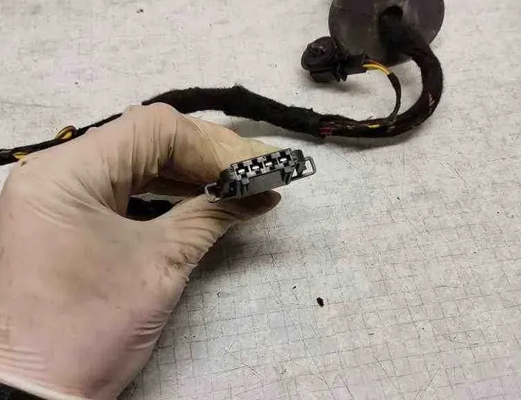 VOLKSWAGEN Touareg 1 generation (2002-2010) Priekšējo labo durvju elektroinstalācija 1J0972704,6Q0972705,7L6971120,1J0973332,7L0971905,6Q0973717,3B0972712,6Q0972704,992576103,8Z0972701 32563999